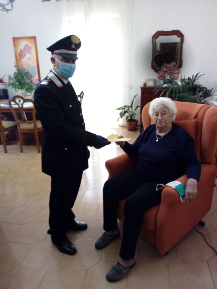 Sora e Sgurgola, continuano le consegne delle pensioni a casa degli anziani