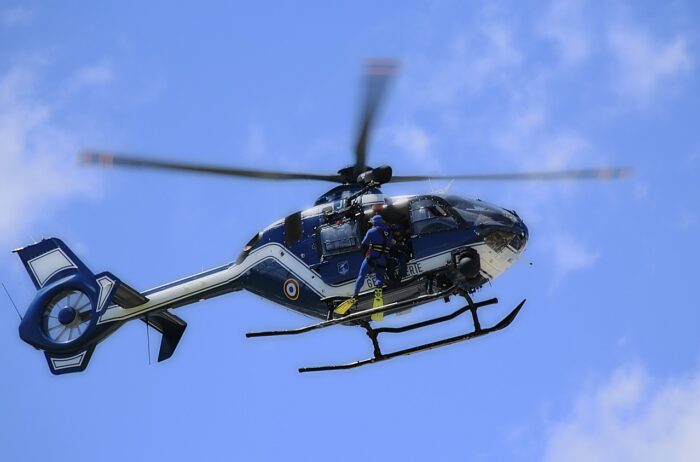 roma aereo biposto precipita fiume tevere