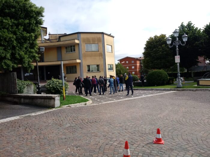 Lariano mercato protesta ambulanti