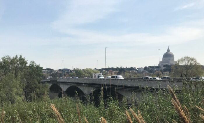 Roma Ponte della Magliana chiuso tre notti luglio 2020