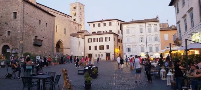 anagni pedonalizzazione centro storico piazza innocenzo III agosto