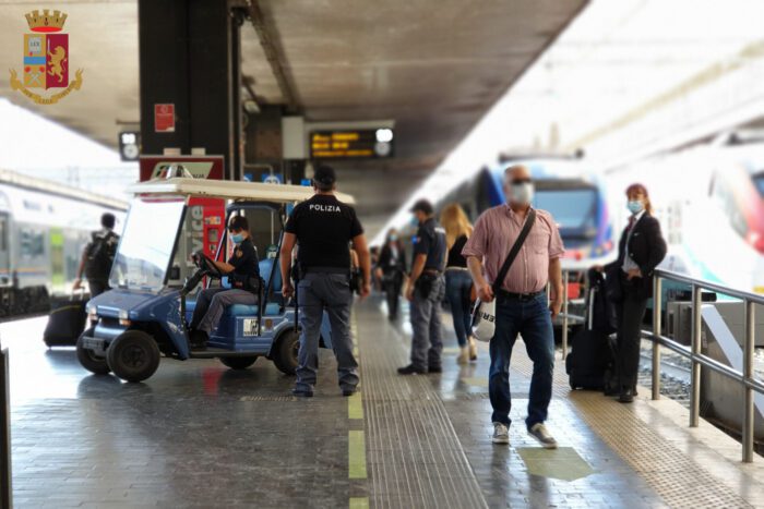 Donna ritrovata in stato confusionale a Termini: era una 66enne scomparsa