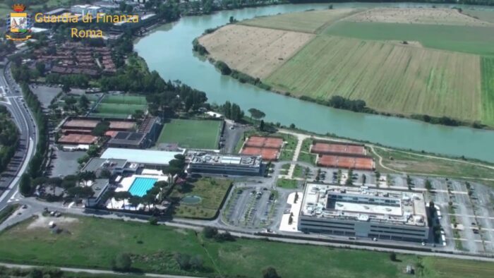 roma confisca salaria sport village appalti pubblici truccati