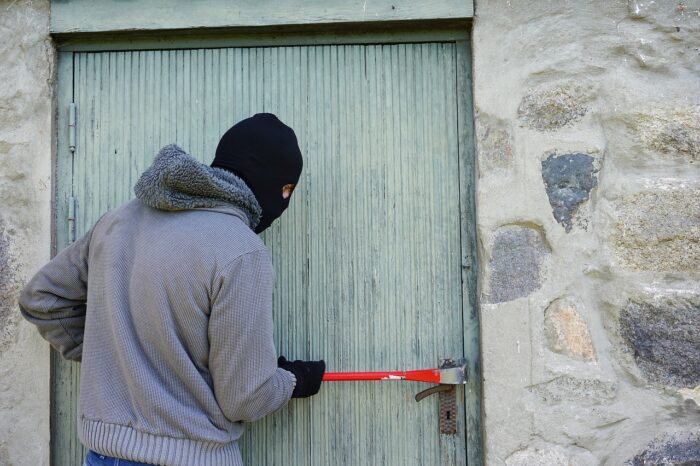 alatri furto casa 300 euro