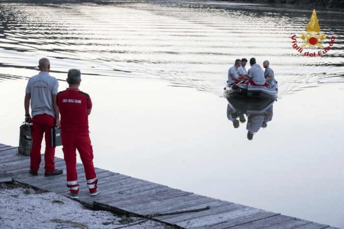 Nazzano Romano elicottero precipita Tevere localizzato