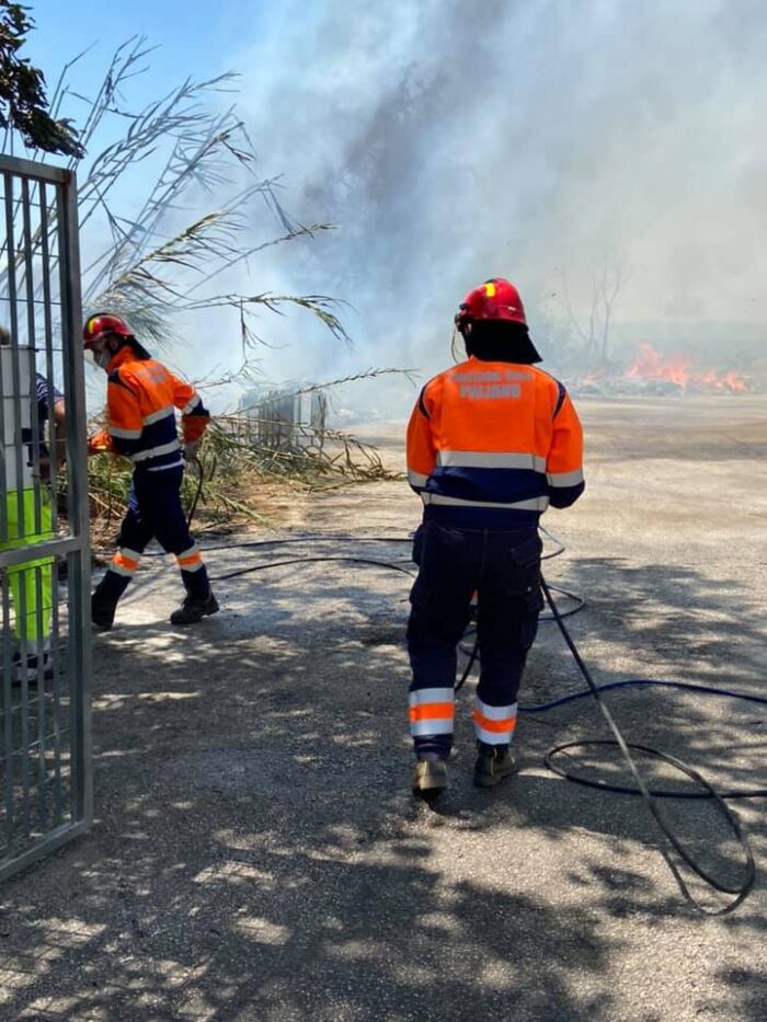 paliano incendio isola ecologica