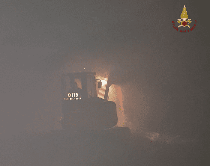 Incendio sulla linea ferroviaria tra Bagni di Tivoli e Guidonia: disagi per i pendolari