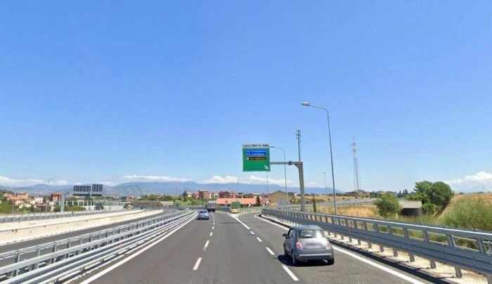 Roma, Virginia Raggi: "Il pedaggio sul tratto urbano dell’Autostrada A24 va eliminato"