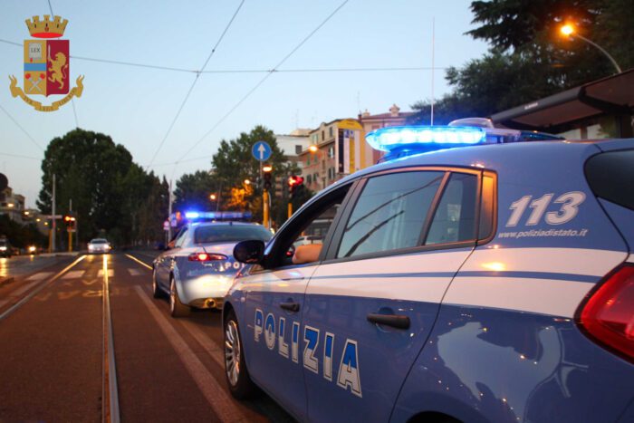 Garbatella, ruba merce al supermercato e aggredisce un dipendente. Durante la fuga, il ladro cade e si ferisce con un vetro