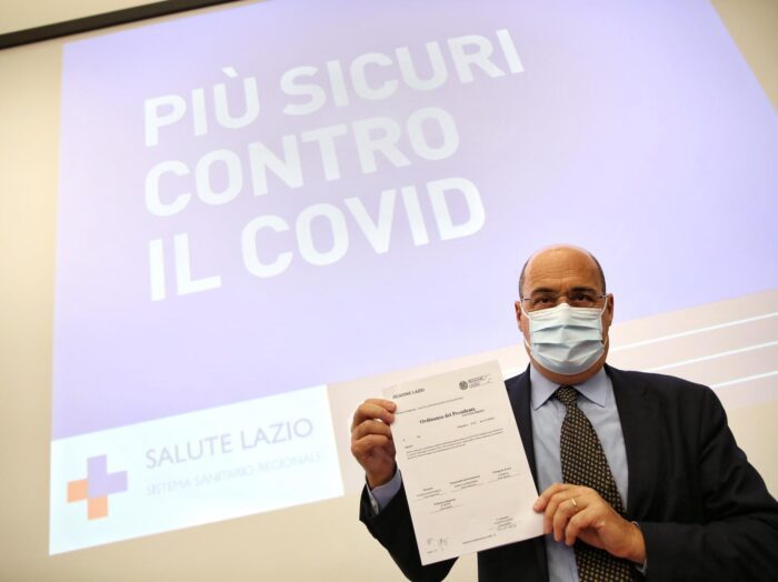 Lazio, obbligo di mascherine all'aperto: i dettagli dell'ordinanza, appena firmata da Zingaretti