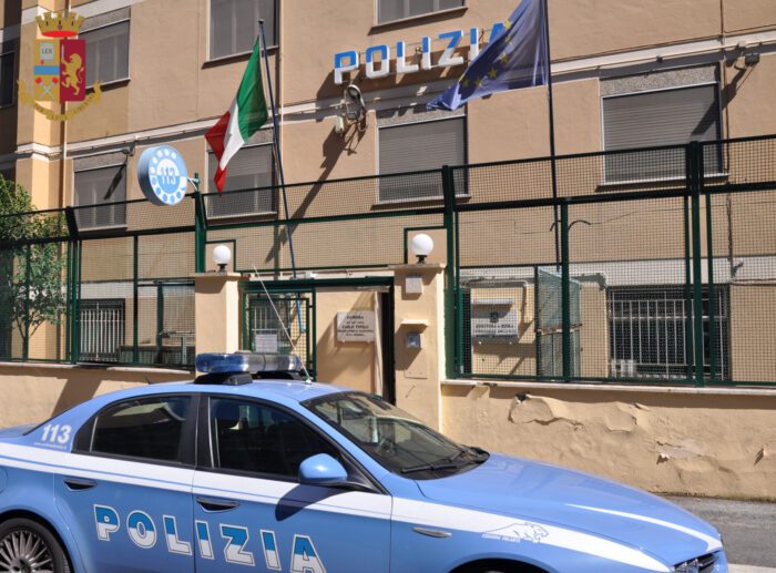 pigneto ladri casa fuga arrestati