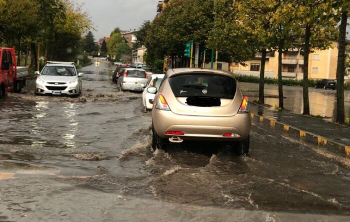 Ciociaria, allagata la SS6 Casilina: chiuso un tratto a Isola-Tocca in provincia di Frosinone