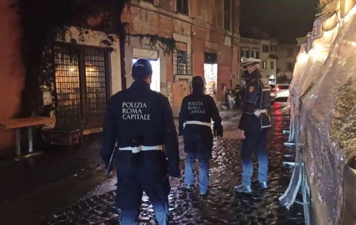 Roma, controlli anti-contagio della Polizia Locale: oltre 30 le irregolarità riscontrate