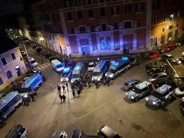 Roma. Occupazione ex Cinema Palazzo, PM: 6 mesi carcere per 12 persone