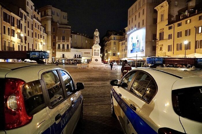 Roma, week end all'insegna di assembramenti e multe: ecco cos'è successo