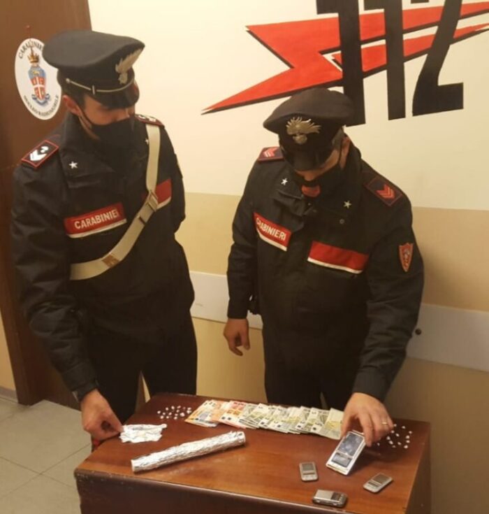 Pomezia arrestato pusher