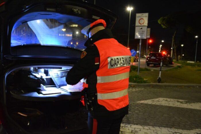 Roma, lo spaccio di droga non si ferma neanche davanti al Covid: nei guai quattro pusher tra Tor Bella Monaca, Boccea, Salario e Trastevere