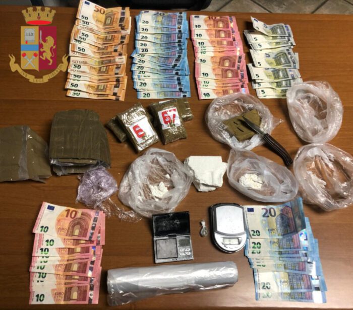 marino bar droga arrestato titolare