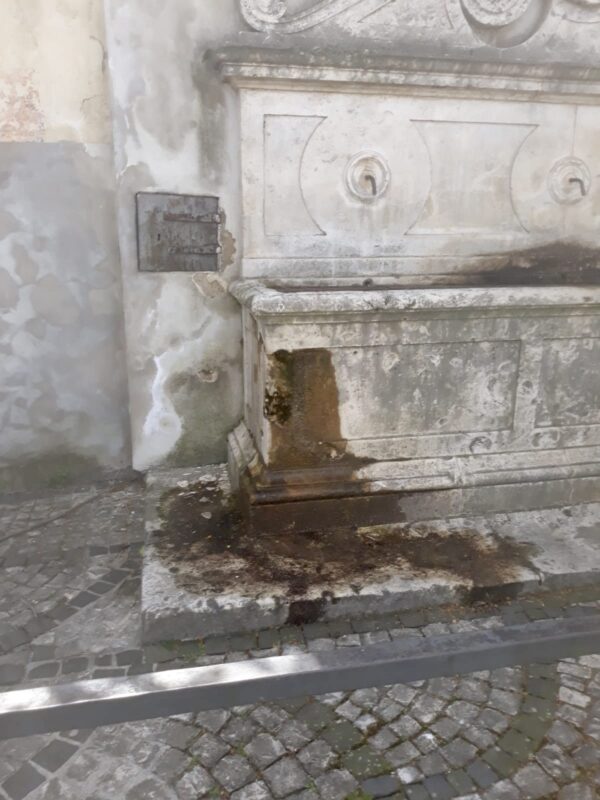 Fontana di Porta San Pietro nel degrado, Alatri Comunità chiede un intervento immediato