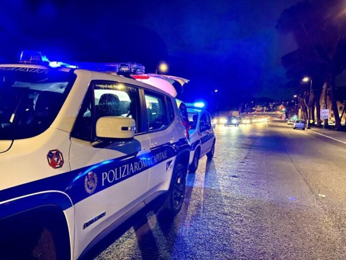 Portuense, festa privata con minorenni a bordo di una limousine: 11 persone multate a Piazza Carlo Forlanini