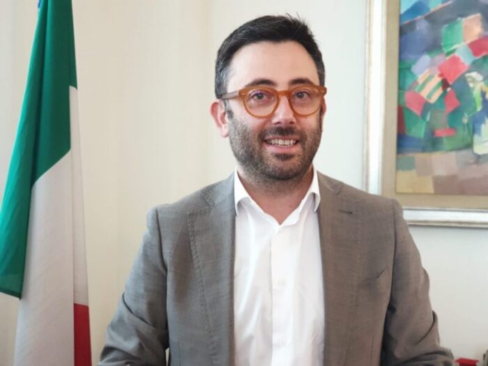 mauro buschini dimissioni 7 aprile 2021