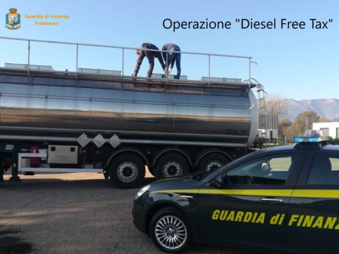 GDF Frosinone, operazione "Diesel free tax". Scoperta un'altra maxi frode nel settore dei prodotti petroliferi