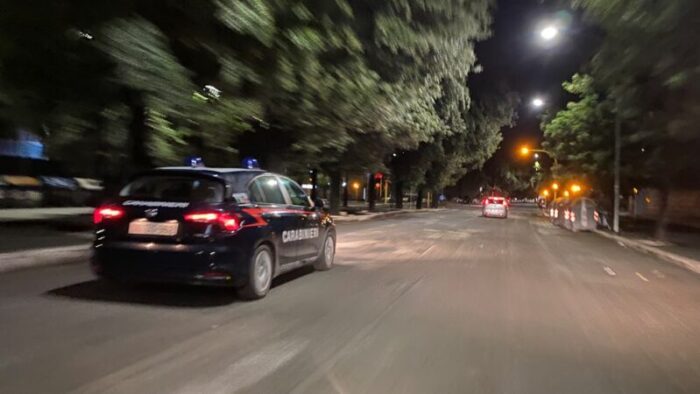 Roma, due pusher nei guai tra San Lorenzo e Prenestina: entrambi provano a fuggire alla vista dei Carabinieri