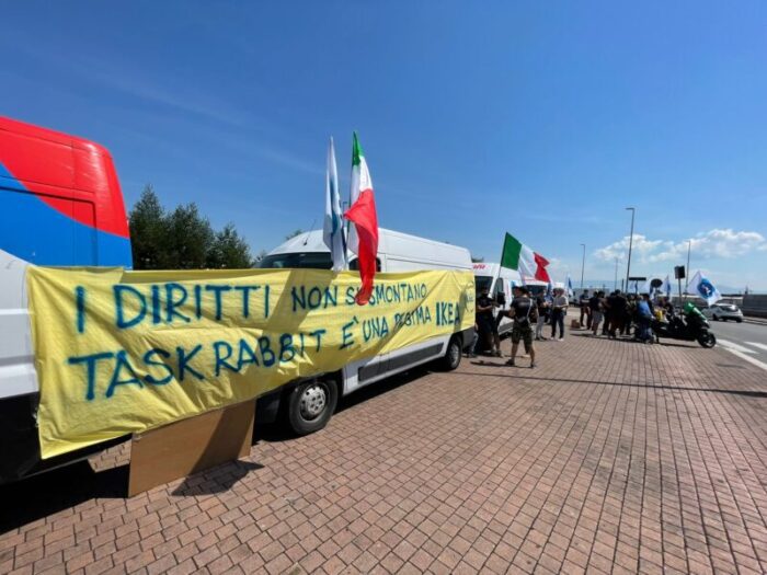 Porta di Roma presidio sciopero lavoratori Ikea ugl