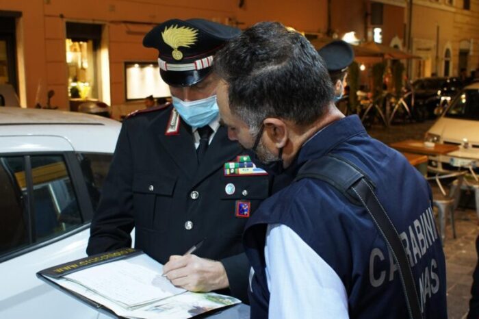 Scoperti 281 medici e sanitari non vaccinati irregolarmente al lavoro, anche nel Lazio