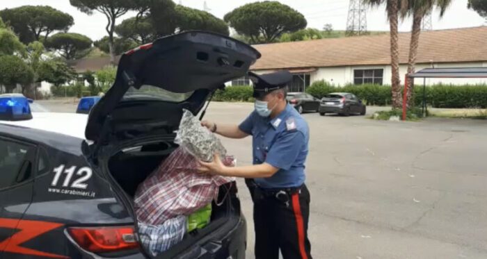Magliana. Sorpreso con più di 2kg di marijuana in auto e a casa nascondeva altri 70kg di droga: arrestato pusher 31enne