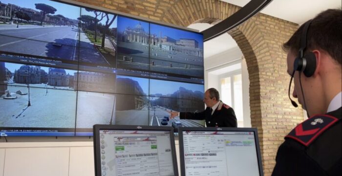 bomba stazione termini colosseo mitomane