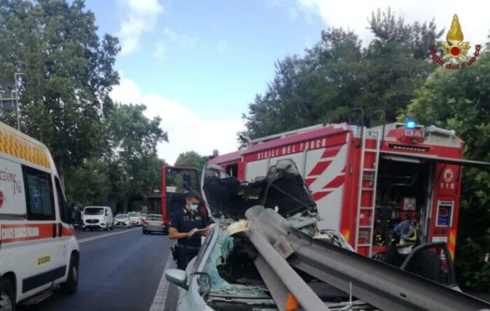 ostia incidente via del mare oggi 14 luglio 2021