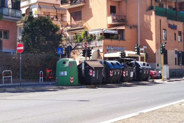 roma cassonetti strade pulite carrà codacons