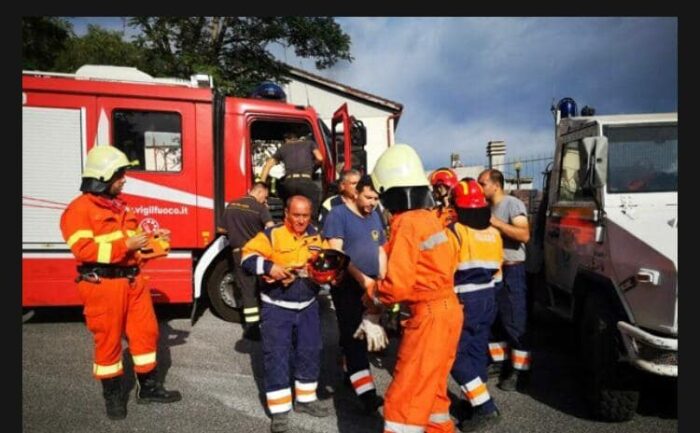 Di nuovo un incendio su Monte Scalambra in tre punti differenti: in un caso, le fiamme hanno divorato parte del bosco e del sottobosco