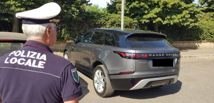 Ritrovata a Ciampino una Range Rover da 60mila euro rubata a Roma Sud-Ovest