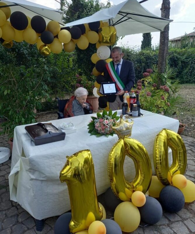 Cori. Cento candeline per la signora Pina: tanti auguri!