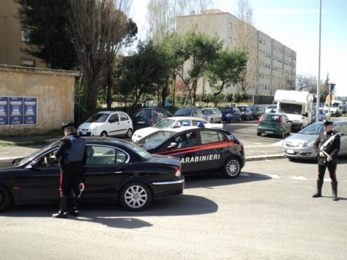 Arresti per spaccio a Tor Bella Monaca, ma anche multe e sequestri: cosa è successo