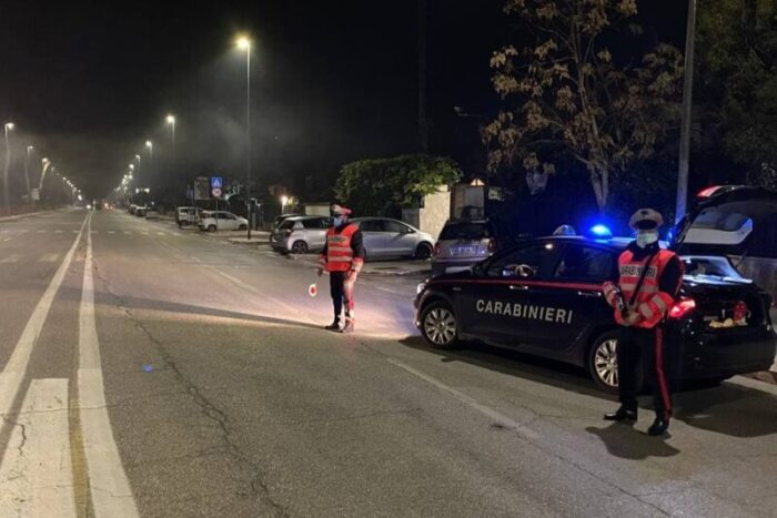 Pomezia, 57enne romana evade dai domiciliari per... rubare una bambola