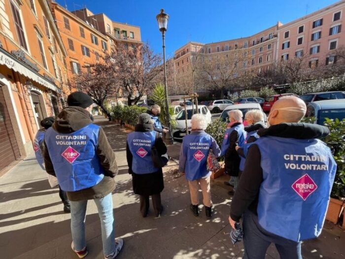 Piantati 100 alberi a San Lorenzo grazie ai volontari di Retake Roma