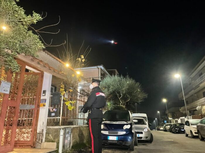 Roma, blitz antidroga nella Capitale: in manette 27 persone