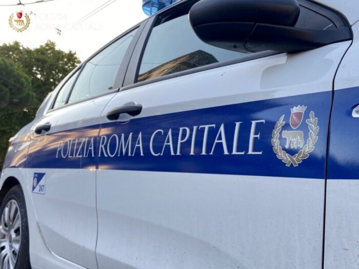 Acilia Parco della Madonnetta occupante abusivo aggredisce agenti