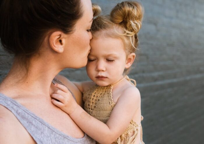 madre rapisce figli vaccino