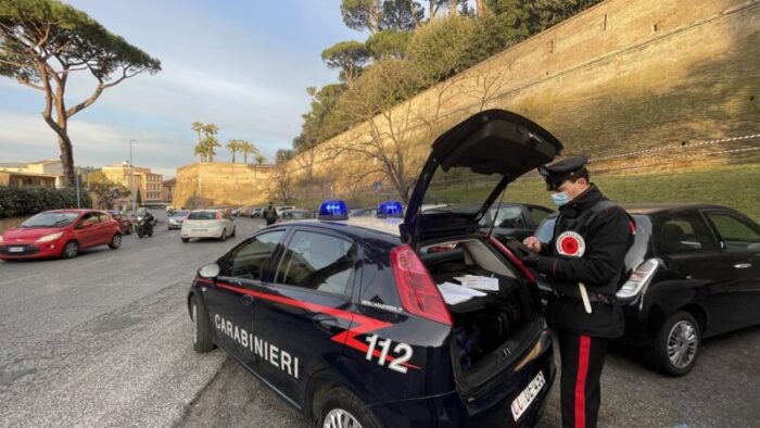 Roma Tivoli sanzioni chiuse attività commerciali