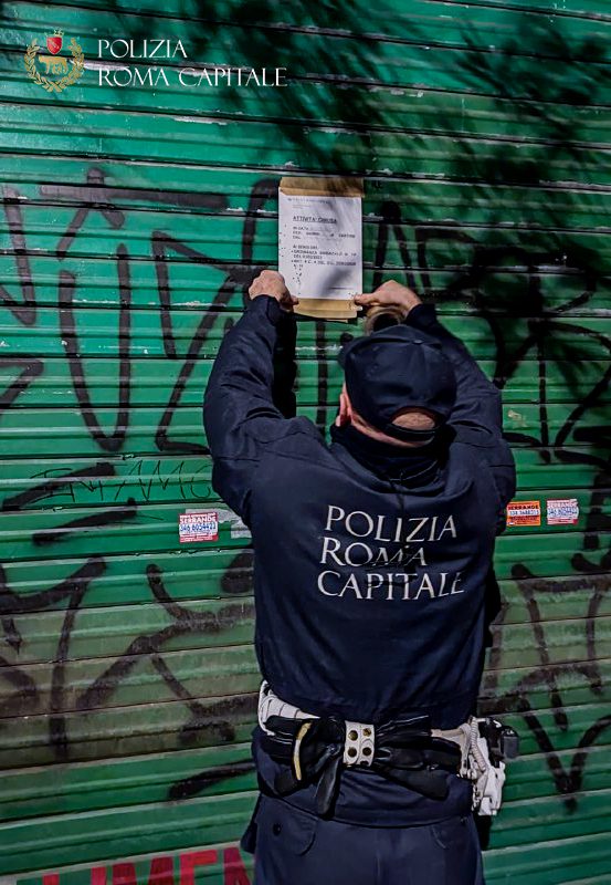 Trastevere. Vende alcol a ragazzi a serrande abbassate: nei guai il gestore di un locale. Gli altri controlli nelle zone della movida capitolina