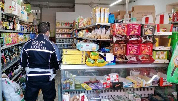 torre angela sequestrati prodotti alimentari mini market