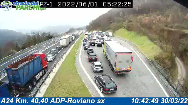 Frana sulla A24 Roma-Teramo, traffico in tilt tra Vicovaro Mandela e Carsoli Oricola