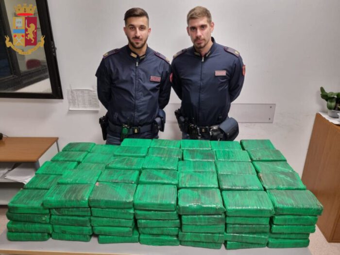 Nepi cocaina auto arresti