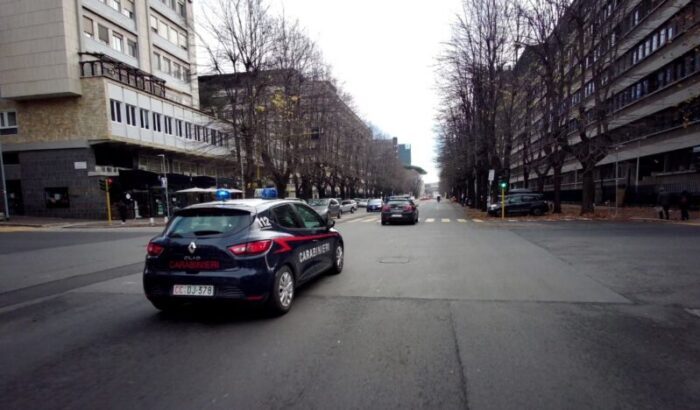 Roma, Torrino. Aggrediscono un anziano di 88 anni per rapinarlo: arrestati