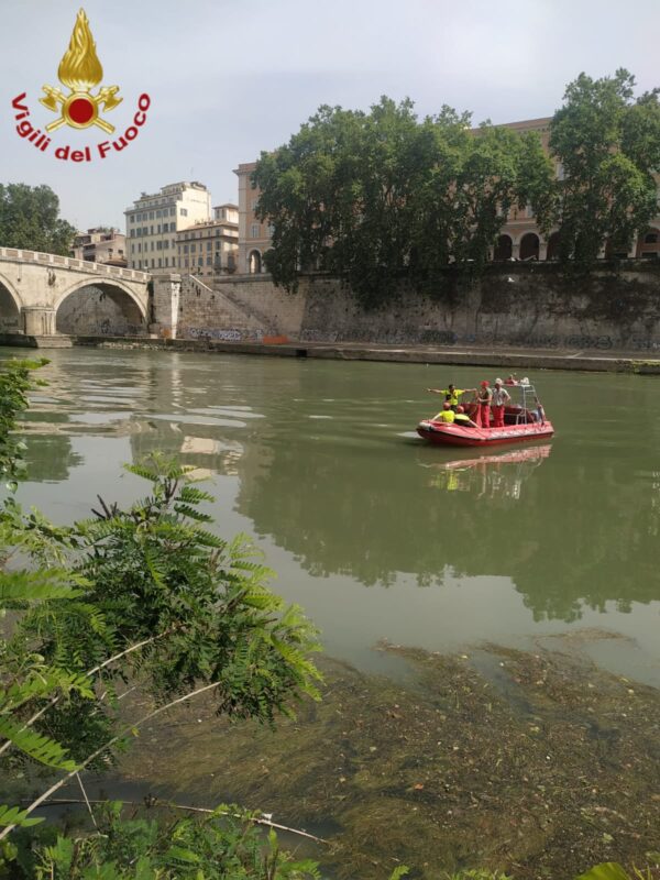 Roma, identificato il cadavere trovato nel Tevere: si tratta di un giovane turista americano