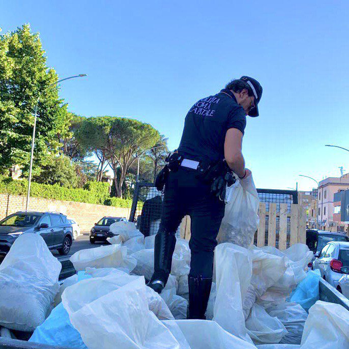 via aurelia trasporta rifiuti irregolari denunce